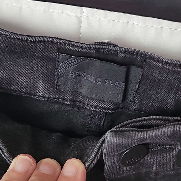 Buckle Black Skinny Jeans 33x32 - Picture 3 of 9